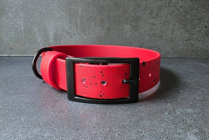 Splash halsband | Rood met zwart | 25mm breed | Maat M 39cm - 46.5cm